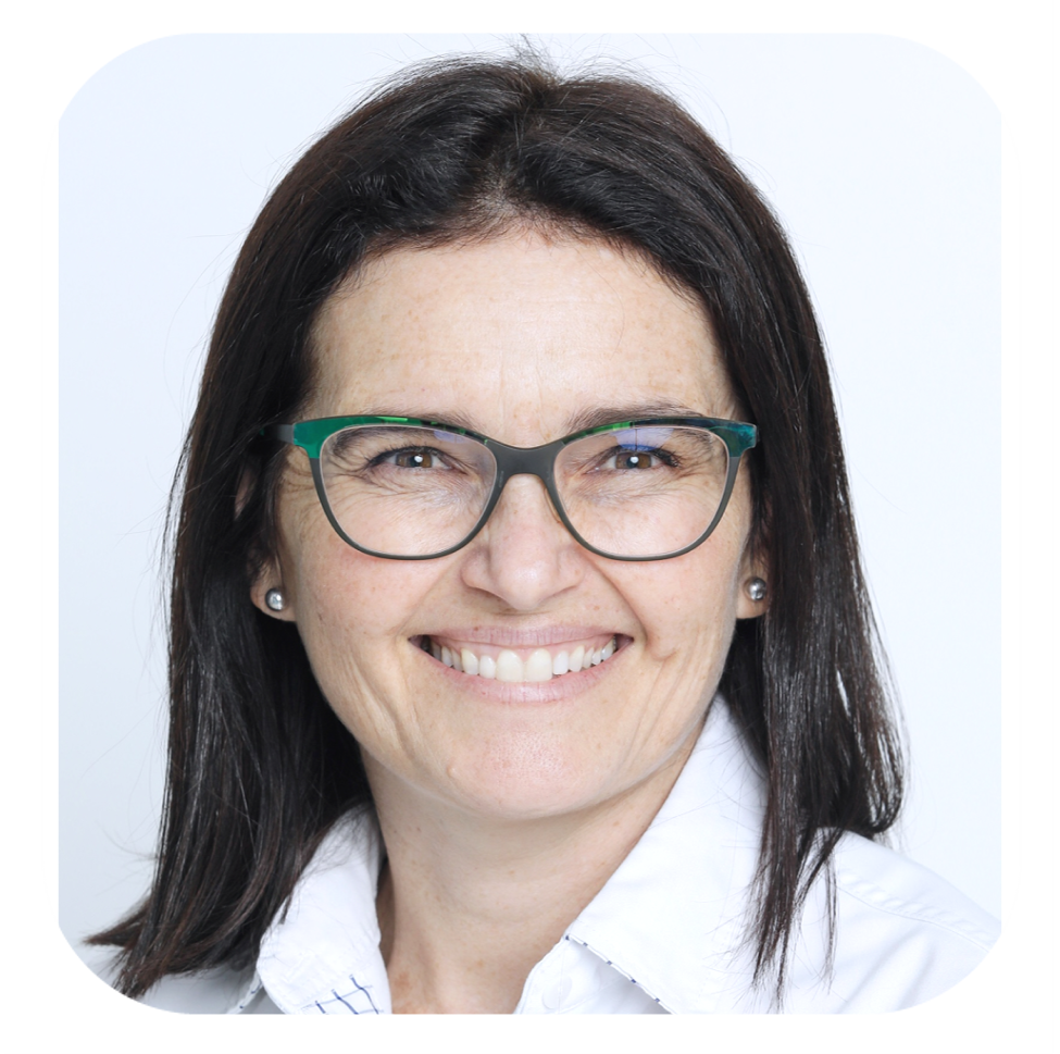 Dr Annette Hoskin